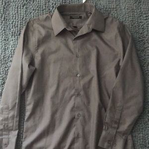 Mens medium size dress shirt in gray.